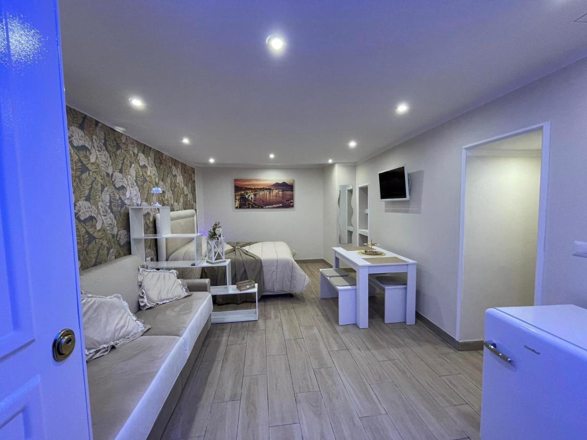 La Dimora Dei Sogni Sedil Capuano Home Suite เนเปิลส์ ภายนอก รูปภาพ
