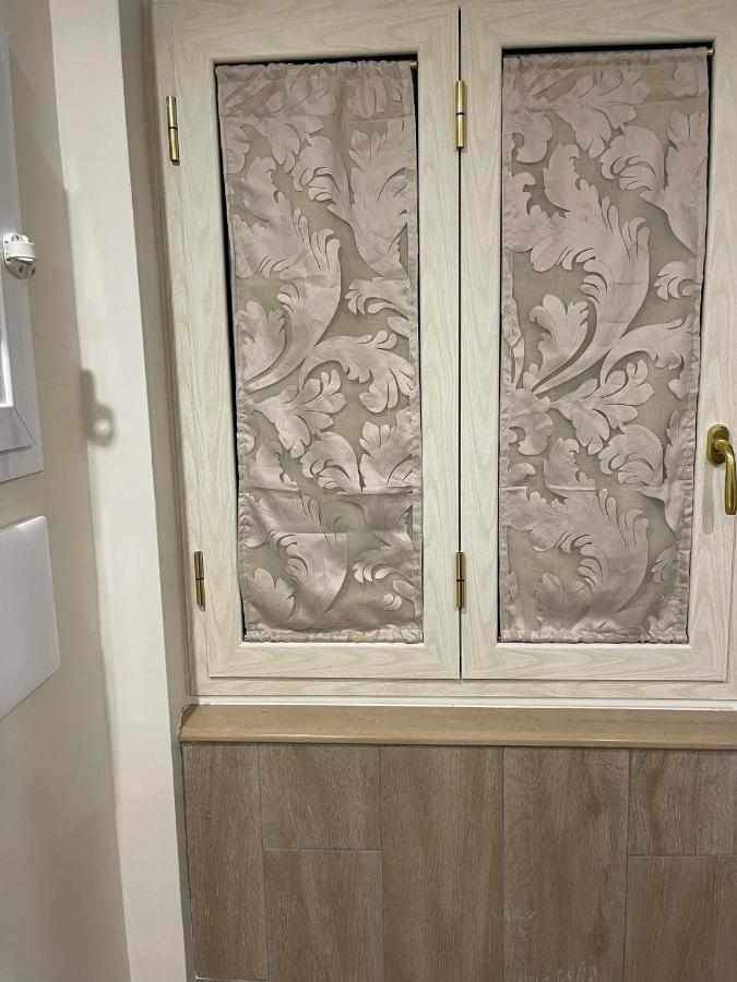 La Dimora Dei Sogni Sedil Capuano Home Suite เนเปิลส์ ภายนอก รูปภาพ