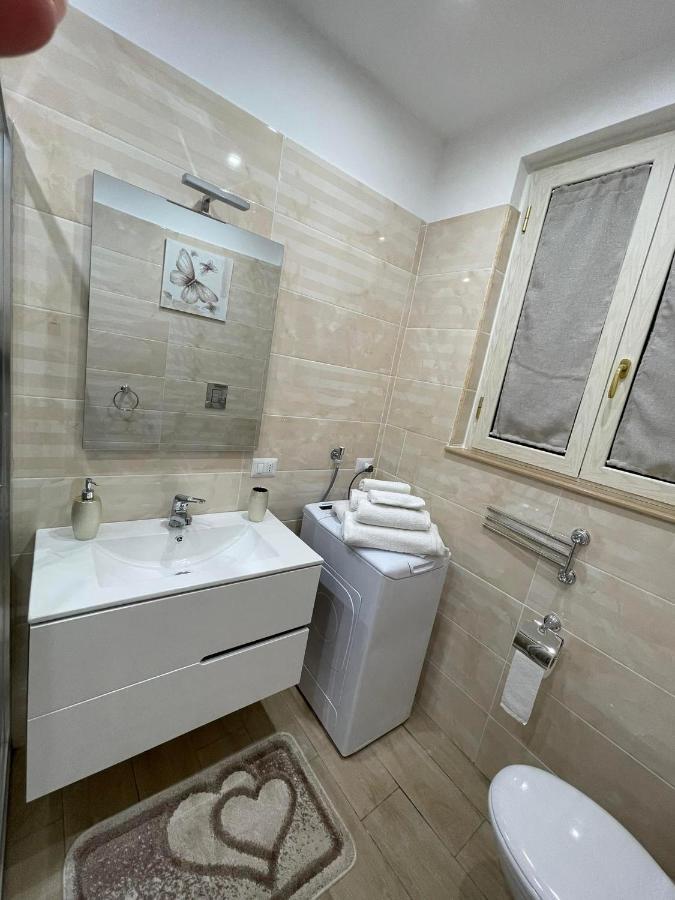 La Dimora Dei Sogni Sedil Capuano Home Suite เนเปิลส์ ภายนอก รูปภาพ
