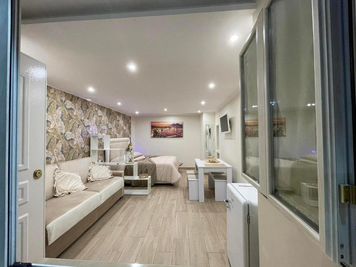 La Dimora Dei Sogni Sedil Capuano Home Suite เนเปิลส์ ภายนอก รูปภาพ